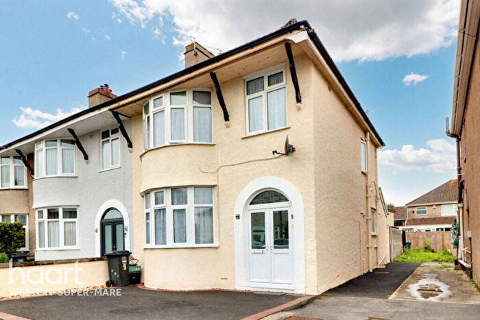 3 Bedroom Semi Detached House For Sale In Birchwood Avenue, Weston-Super-Mare, BS23