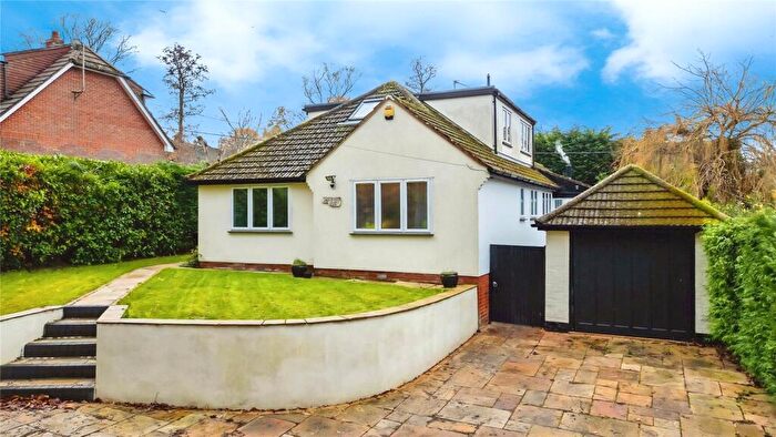 5 Bedroom Detached House For Sale In Ash Lane, Burghfield Common, Reading, Berkshire, RG7