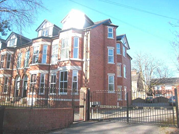 2 Bedroom Apartment To Rent In Glenhaven House, - Clyde Road, West Didsbury, Manchester, M20