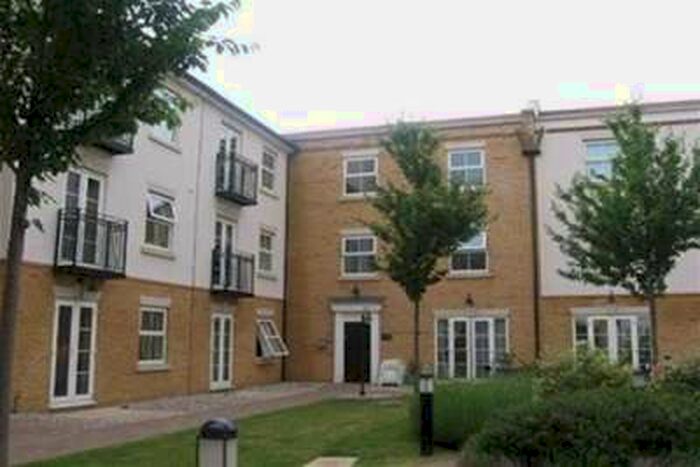 2 Bedroom Flat To Rent In Audley Court, Southend On Sea, SS1