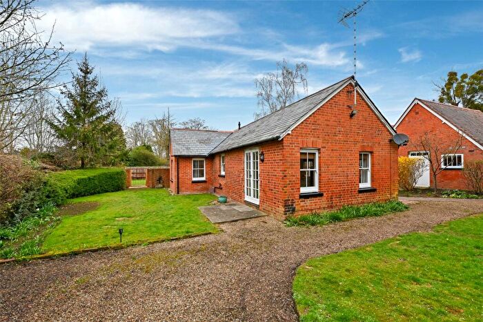 2 Bedroom Detached House To Rent In The Green, Holyport, Maidenhead, Berkshire, SL6