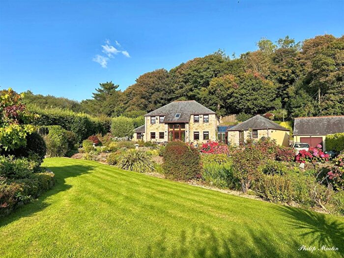 4 Bedroom Barn Conversion For Sale In Coombe, St. Austell, PL26