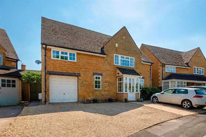 4 Bedroom Detached House For Sale In Haysums Close, Chipping Campden, GL55