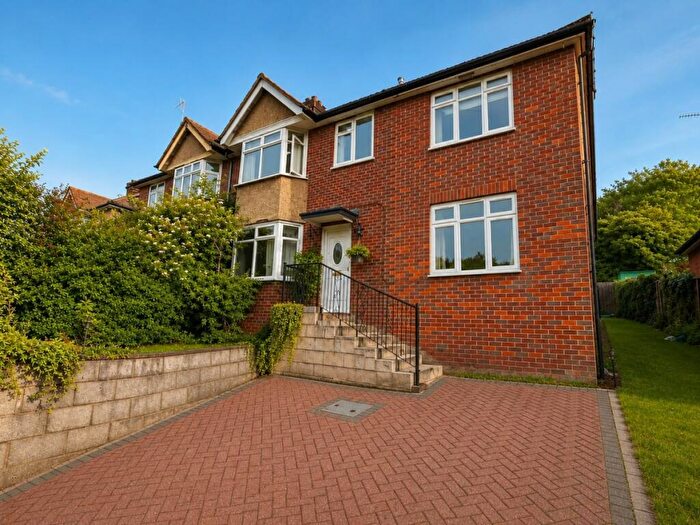 6 Bedroom Semi-Detached House To Rent In Chairborough Road, HP12