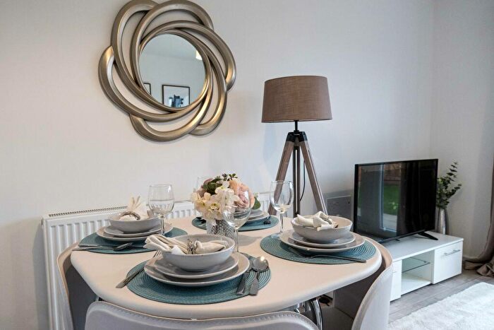 2 Bedroom Flat To Rent In Setting Lane, Harlow, CM17