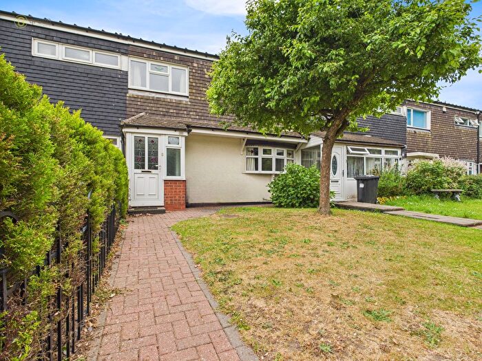 3 Bedroom Terraced House For Sale In Brook Farm Walk, Chelmsley Wood, Birmingham, B37