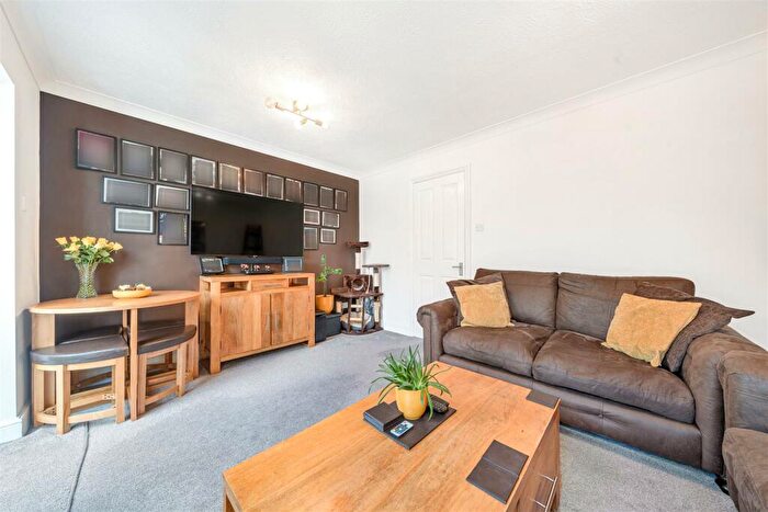 2 Bedroom Semi-Detached House For Sale In Pilgrims Way, Nyetimber, PO21