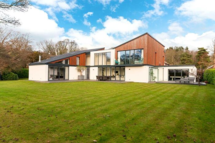 4 Bedroom Detached House For Sale In Sharp Lane, Huddersfield, HD4