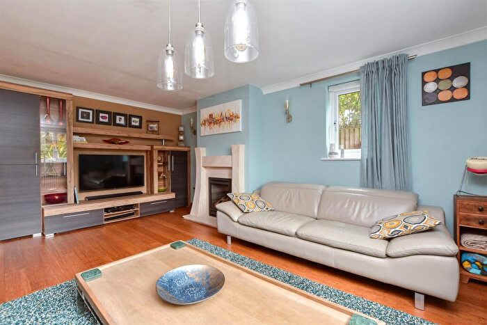 5 Bedroom Detached House For Sale In Hengist Road, Birchington, Kent, CT7