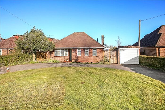 3 Bedroom Bungalow For Sale In Compton Way, Winchester, Hampshire, SO22
