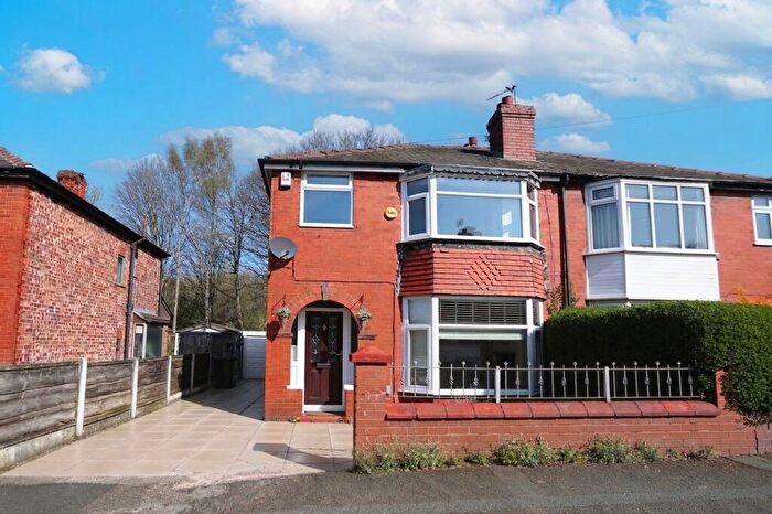 3 Bedroom Semi Detached House For Sale In St. Anns Road, Prestwich, M25