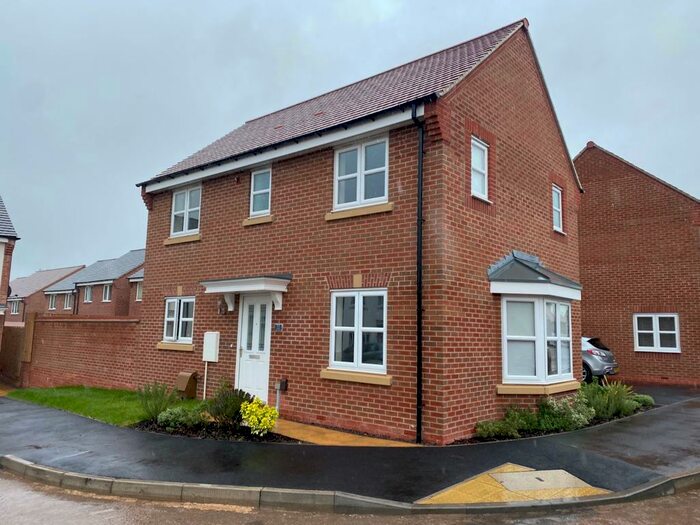 3 Bedroom House To Rent In Croft Way, Derby, DE23