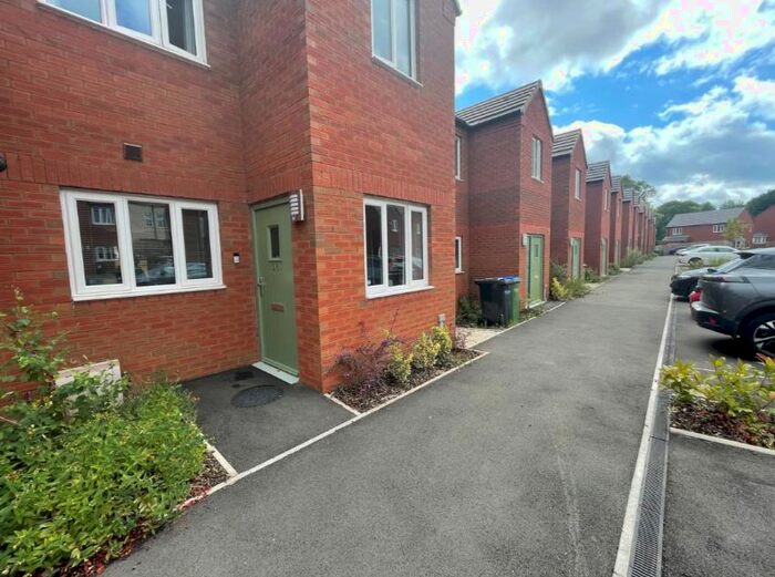 3 Bedroom Semi-Detached House To Rent In John Brooks Avenue, Smethwick, B66