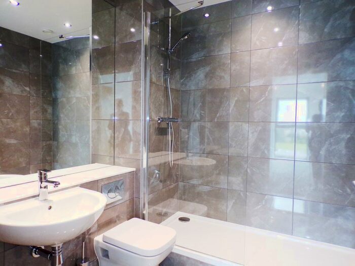 2 Bedroom Apartment To Rent In Windmill Street, B1