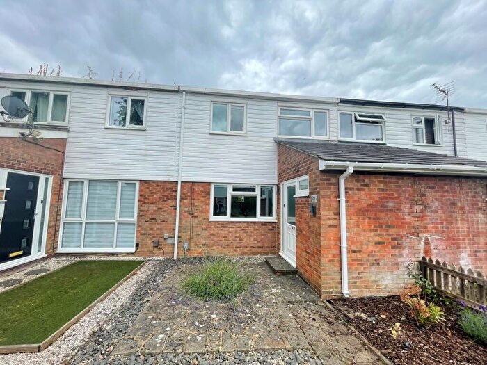 3 Bedroom House To Rent In Bromley Gardens, Houghton Regis, Dunstable, LU5