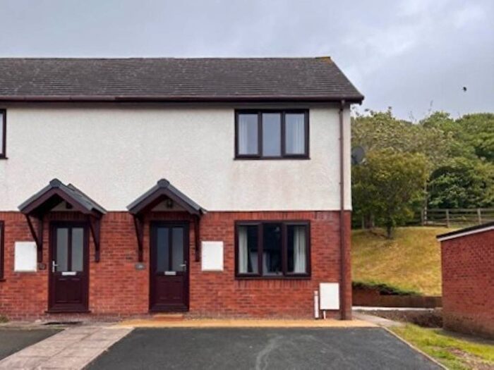 2 Bedroom Property To Rent In Maes Crugiau, Rhydyfelin, Aberystwyth, SY23