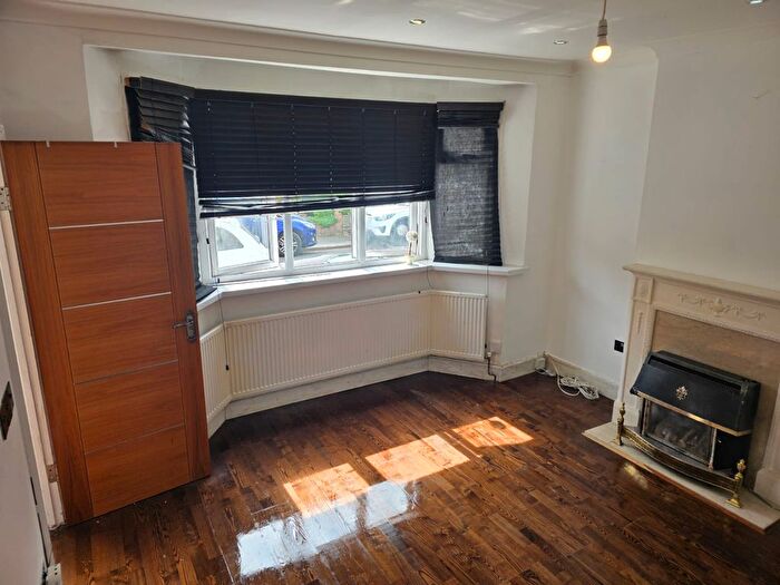 4 Bedroom Detached House To Rent In Salisbury Road, London, E4