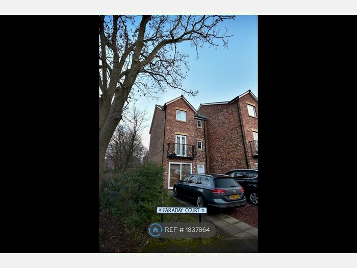 4 Bedroom Semi-Detached House To Rent In Faraday Court, Durham, DH1