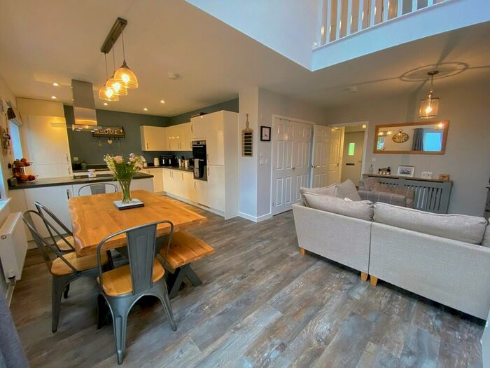 4 Bedroom Semi-Detached House To Rent In Modbury, Devon, PL21
