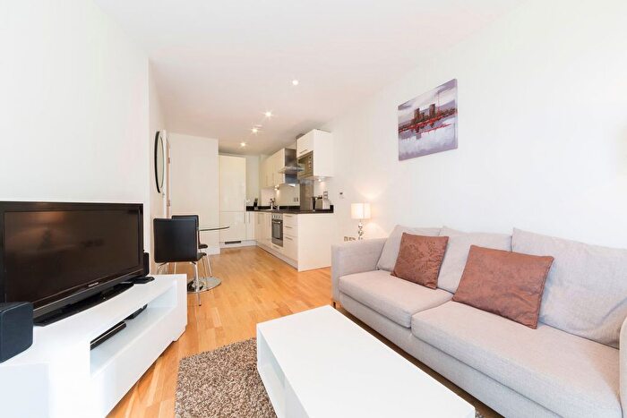 1 Bedroom Flat To Rent In Millharbour, Canary Wharf, E14