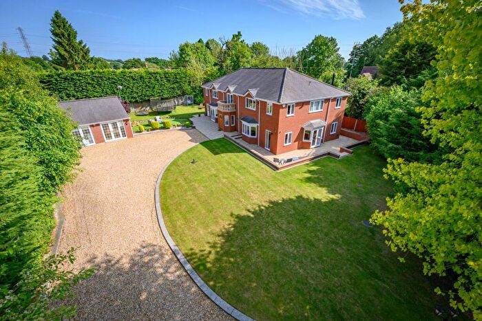 4 Bedroom Detached House For Sale In Camp Lane, Henley-In-Arden, B95