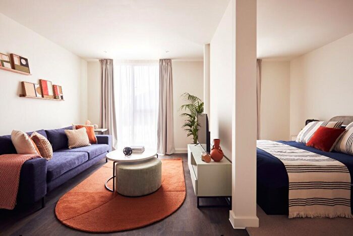 Studio To Rent In Corkfield Birmingham, Pershore Road, Birmingham, B5