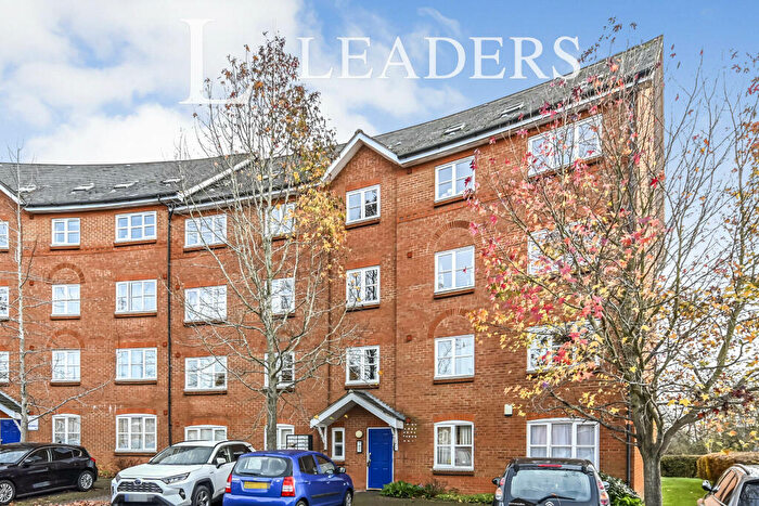 3 Bedroom Apartment To Rent In Crown Quay, Bedford, MK40
