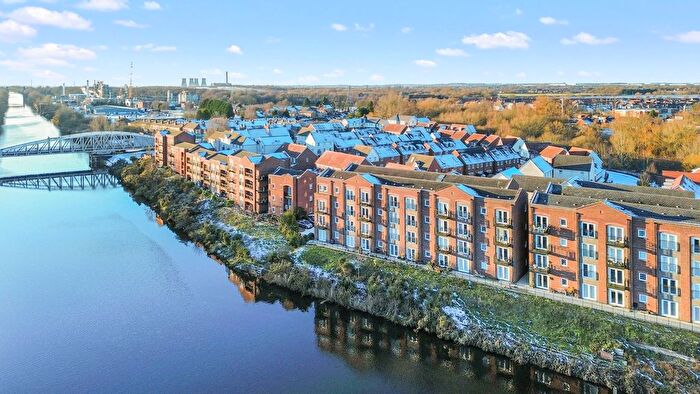 2 Bedroom Flat To Rent In Lulworth Place, Warrington, WA4