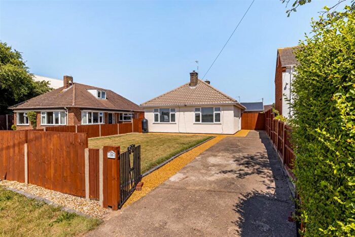 2 Bedroom Detached Bungalow For Sale In Rochford Tower Lane, Fishtoft, Boston, PE21