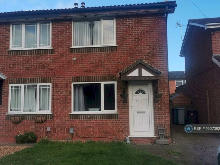 2 Bedroom Semi-Detached House To Rent In Carriage Drive, Kettering, NN16