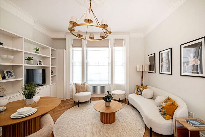 1 Bedroom Flat For Sale In Kensington Park Road, Notting Hill, London, W11