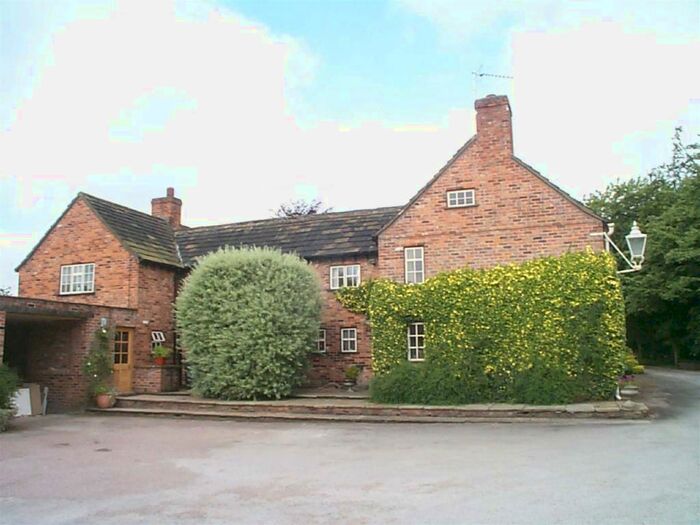 4 Bedroom Detached House To Rent In Congleton, CW12