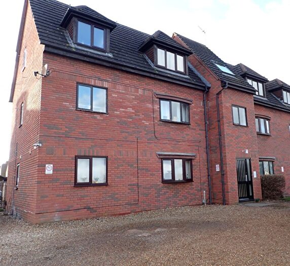 2 Bedroom Flat To Rent In Moor Road, Rushden, NN10