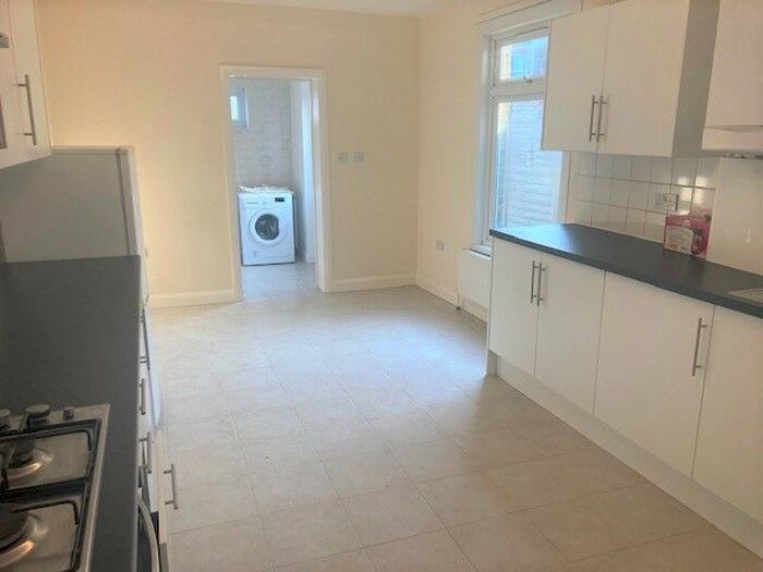 4 Bedroom Terraced House To Rent In Rollit Crescent, Hounslow TW3