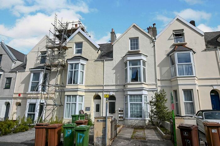 3 Bedroom Flat To Rent In 17 Headland Park, Plymouth PL4