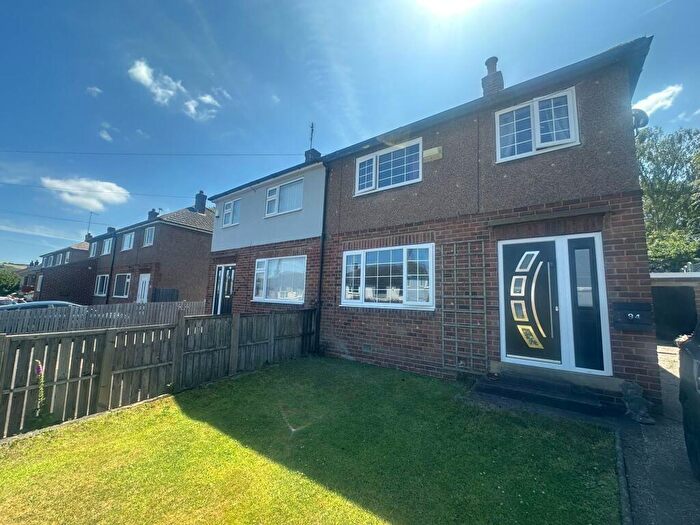 3 Bedroom Semi-Detached House For Sale In Mountfield Road, Huddersfield, HD5