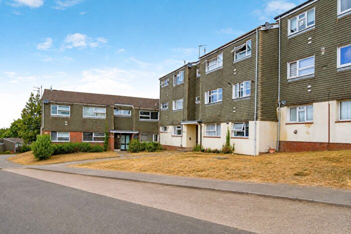 3 Bedroom Flat For Sale In Townsend, Hemel Hempstead, HP2
