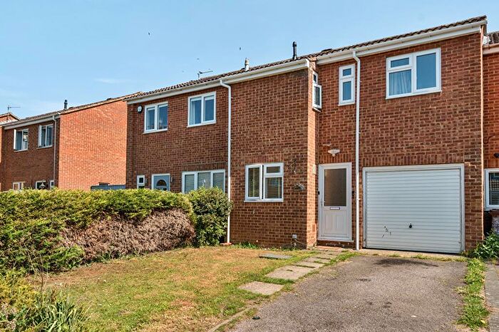 3 Bedroom Terraced House For Sale In Bicester, Oxfordshire, OX26