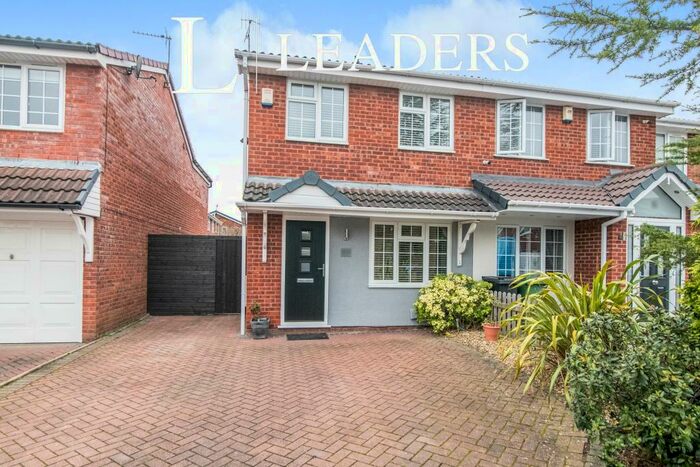 2 Bedroom Semi-Detached House To Rent In Rosemoor Drive, DY5