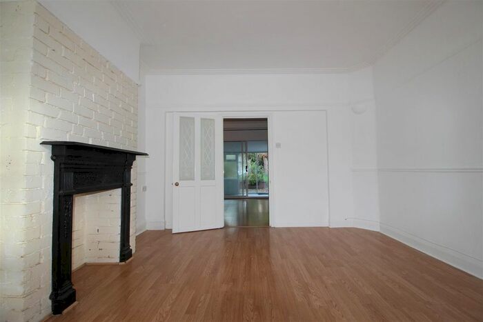 2 Bedroom Flat To Rent In Grantock Road, London, E17