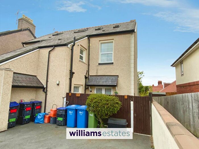 1 Bedroom Flat For Sale In Eden Avenue, Prestatyn, LL19