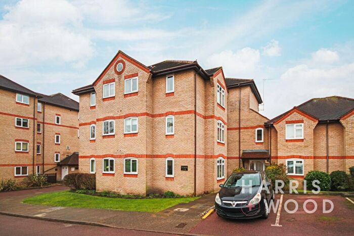 1 Bedroom Apartment For Sale In The Dell, Colchester, Essex, CO1
