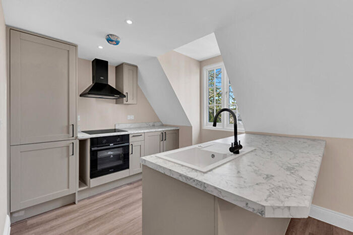 1 Bedroom Flat To Rent In Kent Road, Orpington, BR5