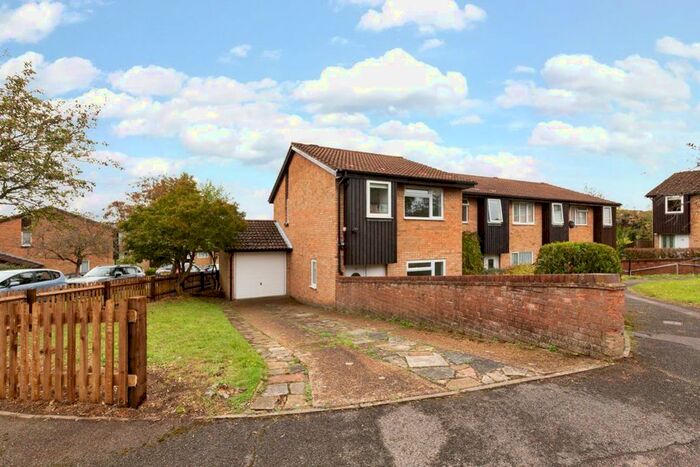 3 Bedroom Semi-Detached House To Rent In Kennedy Gardens, Sevenoaks, TN13