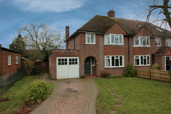 3 Bedroom Semi-Detached House To Rent In Wycombe Road, Marlow, SL7