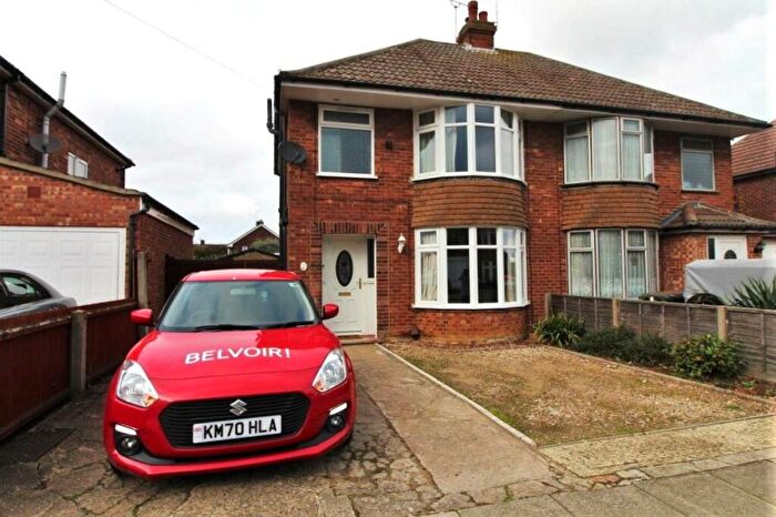 3 Bedroom Semi-Detached House To Rent In Cedarcroft Road, Ipswich, IP1