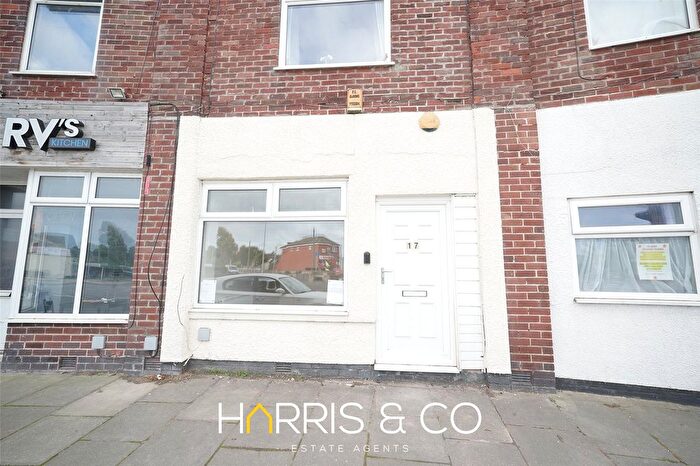 2 Bedroom Flat To Rent In Brook Street, Fleetwood, Lancashire, FY7