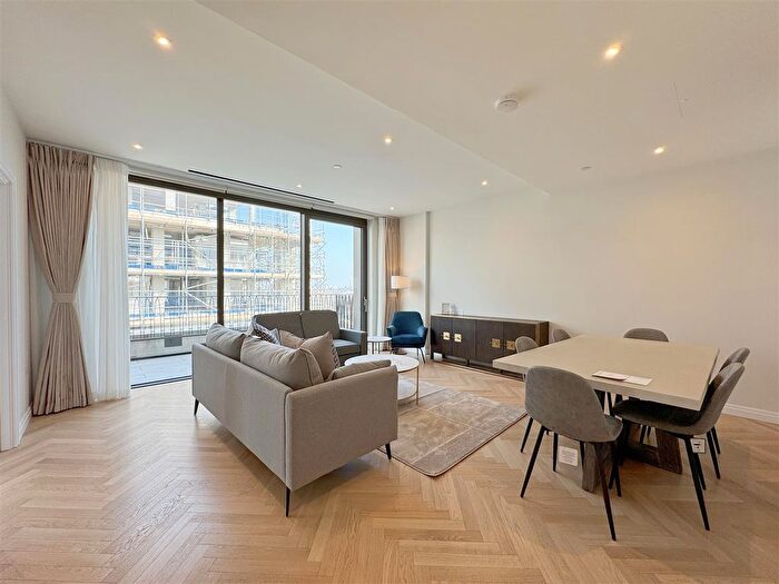 3 Bedroom Flat To Rent In Sands End Lane, London, SW6