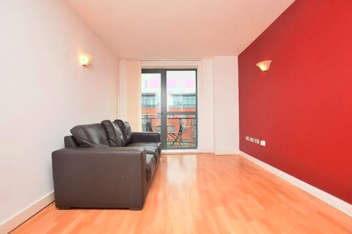 2 Bedroom Apartment To Rent In West One Plaza, Cavendish Street, S3