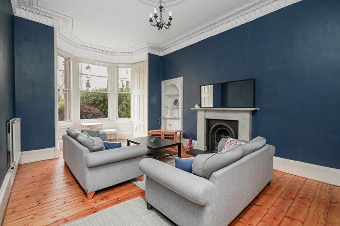 2 Bedroom Flat To Rent In Marchmont Road, Marchmont, Edinburgh, EH9